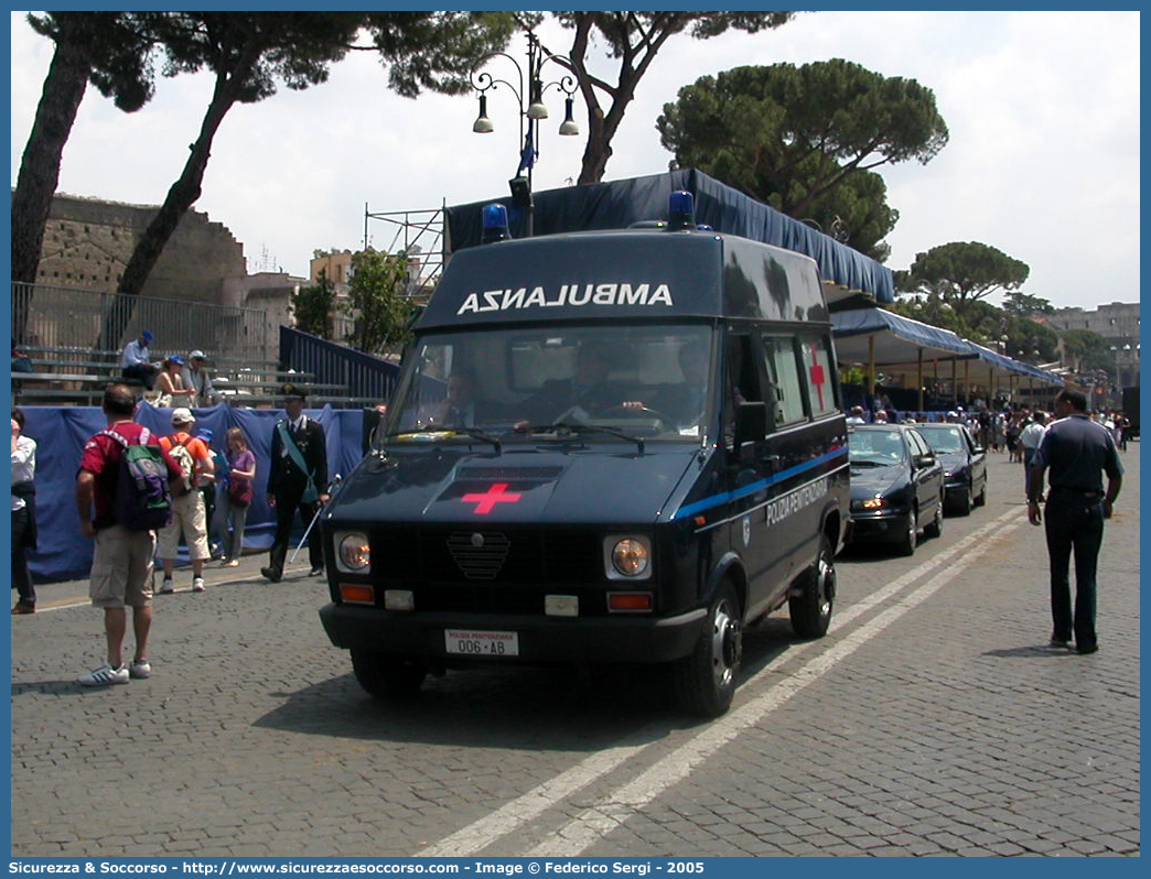 Polizia Penitenziaria 006AB
Polizia Penitenziaria
Nucleo Traduzioni e Piantonamenti
Alfa Romeo AR8 4x4

Parole chiave: 006AB;Polizia Penitenziaria;Nucleo Traduzioni e Piantonamenti;Ambulanza;Alfa Romeo AR8 4x4