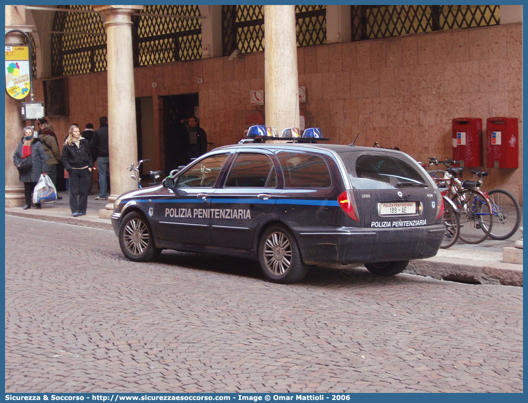 Polizia Penitenziaria 189AE
Polizia Penitenziaria
Nucleo Traduzioni e Piantonamenti
Lancia Lybra Stationwagon
Parole chiave: 189AE;Polizia Penitenziaria;Nucleo Traduzioni e Piantonamenti;Lancia Lybra Stationwagon