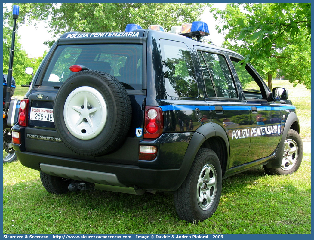 Polizia Penitenziaria 259AE
Polizia Penitenziaria
Nucleo Traduzioni e Piantonamenti
Land Rover Freelander I serie restyling
Parole chiave: PP;P.P.;Pol.Pen;PolPen;AdiC;A.diC.;Agenti;di;Custodia;Polizia;Penitenziaria;Nucleo;Traduzioni;Piantonamenti;Land Rover;Freelander