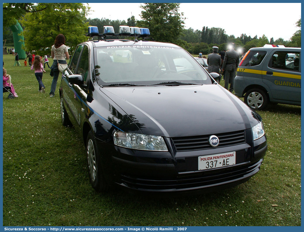 Polizia Penitenziaria 337AE
Polizia Penitenziaria
Nucleo Traduzioni e Piantonamenti
Fiat Stilo II serie
Parole chiave: PP;P.P.;Pol.Pen;PolPen;AdiC;A.diC.;Agenti;di;Custodia;Polizia;Penitenziaria;Nucleo;Traduzioni;Piantonamenti;Fiat;Stilo