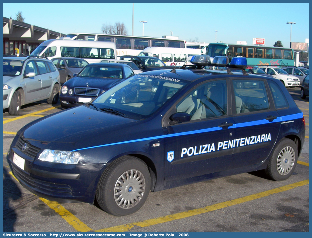 Polizia Penitenziaria 372AE
Polizia Penitenziaria
Nucleo Traduzioni e Piantonamenti
Fiat Stilo II serie
Parole chiave: PP;P.P.;Pol.Pen;PolPen;AdiC;A.diC.;Agenti;di;Custodia;Polizia;Penitenziaria;Nucleo;Traduzioni;Piantonamenti;Fiat;Stilo