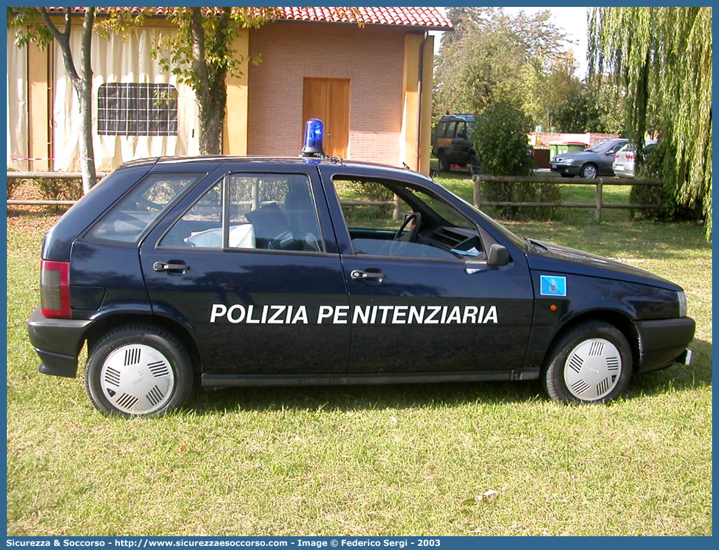 Polizia Penitenziaria 553AA
Polizia Penitenziaria
Nucleo Traduzioni e Piantonamenti
Fiat Tipo II serie
Parole chiave: PolPen;AdiC;A.diC.;Agenti;di;Custodia;Polizia;Penitenziaria;Nucleo;Traduzioni;Piantonamenti;Fiat;Tipo