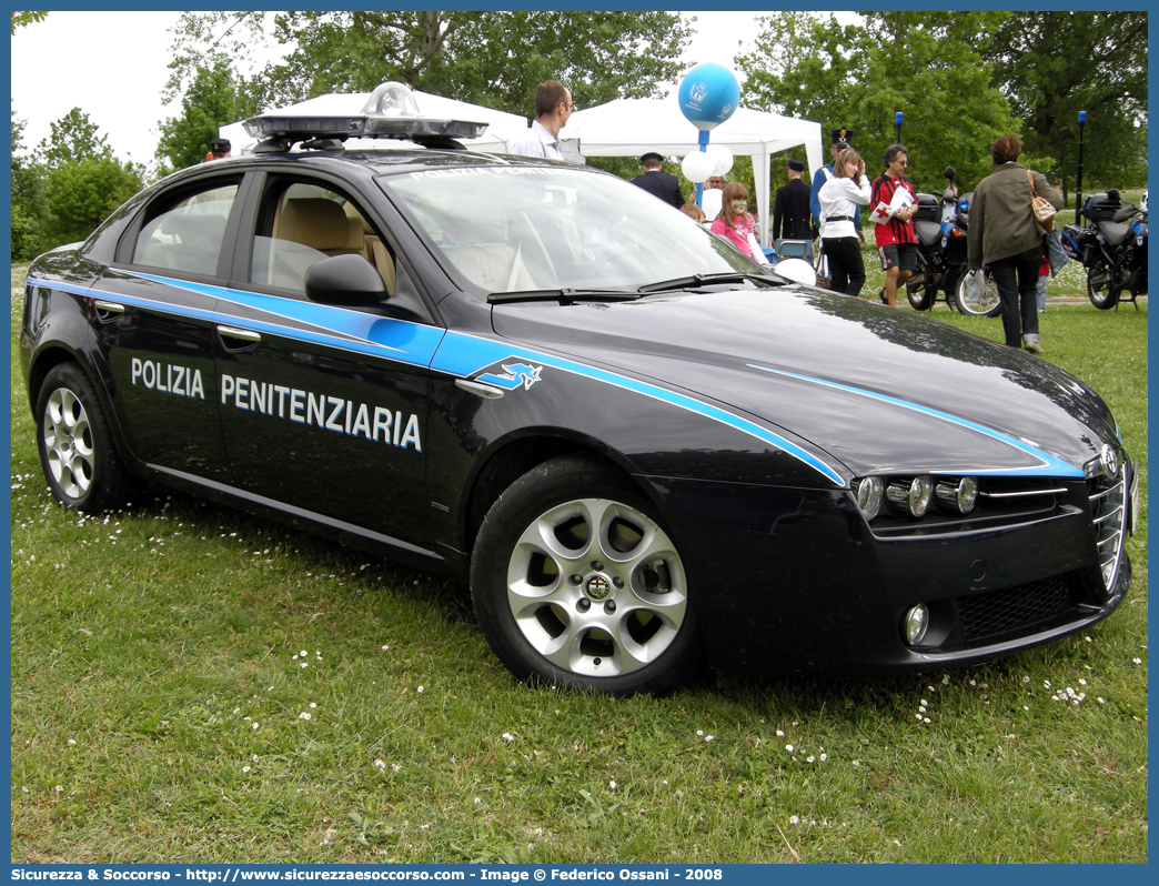 Polizia Penitenziaria 556AE
Polizia Penitenziaria
Nucleo Traduzioni e Piantonamenti
Alfa Romeo 159
Parole chiave: PolPen;P.P.;PP;Polizia;Penitenziaria;AdiC;A.diC;Agenti;di;Custodia;Nucleo;Traduzioni;Piantonamenti;Alfa;Romeo;159