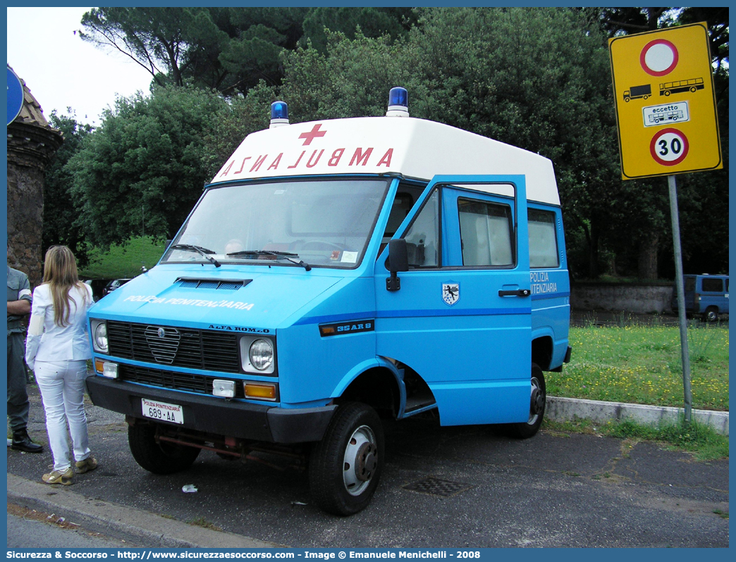 Polizia Penitenziaria 689AA
Polizia Penitenziaria
Nucleo Traduzioni e Piantonamenti
Alfa Romeo AR8 4x4
Parole chiave: 689AA;Polizia Penitenziaria;Nucleo Traduzioni e Piantonamenti;Ambulanza;Alfa Romeo AR8 4x4