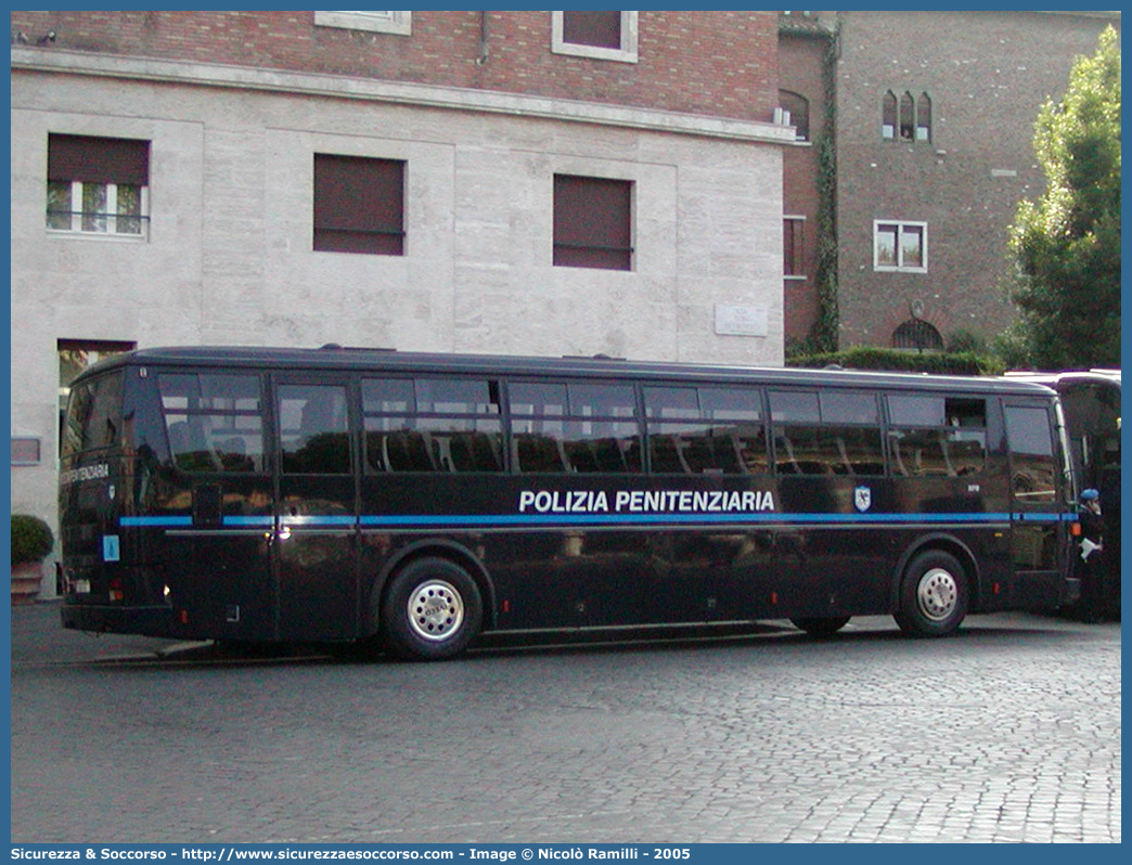 -
Polizia Penitenziaria
Iveco 370

Parole chiave: PolPen;Pol.Pen.;AdiC;A.diC.;Agenti di Custodia;Polizia Penitenziaria;Iveco;370