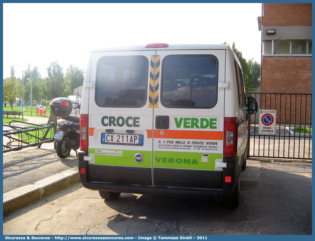 -
Croce Verde Verona
Fiat Ducato II serie restyling
Parole chiave: Croce Verde;CV;C.V.;Verona;Pubblica;Assistenza;Fiat;Ducato