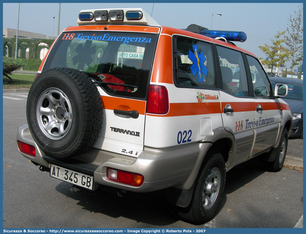 022
SUEM 118 Treviso Emergenza
Azienda ULSS 2 - Marca Trevigiana
Nissan Terrano II serie
Allestitore MAF S.n.c.
Parole chiave: 118;SUEM;S.U.E.M.;Treviso;Emergenza;Automedica;Nissan;Terrano;MAF