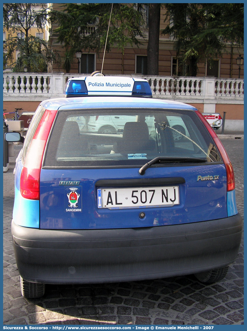 -
Polizia Municipale
Comune di San Gemini
Fiat Punto I serie
Parole chiave: Polizia;Locale;Municipale;San Gemini;Fiat;Punto