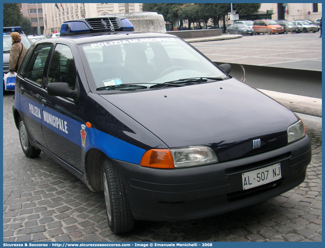 -
Polizia Municipale
Comune di San Gemini
Fiat Punto I serie
Parole chiave: Polizia;Locale;Municipale;San Gemini;Fiat;Punto