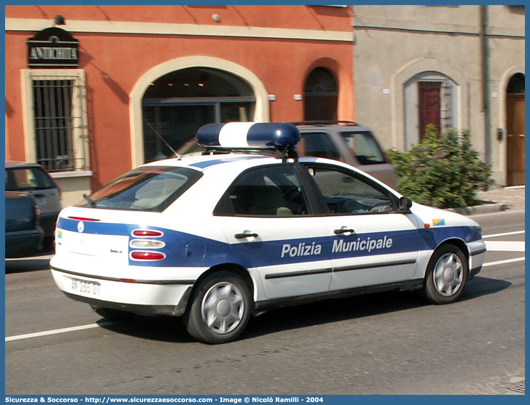 -
Polizia Municipale
Comune di San Mauro Pascoli
Fiat Brava
Parole chiave: Polizia;Locale;Municipale;San Mauro Pascoli;Fiat;Brava