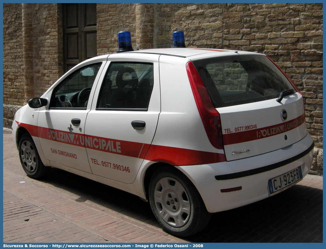 -
Polizia Municipale
Comune di San Gimignano
Fiat Punto III serie
Parole chiave: Polizia;Locale;Municipale;San Gimignano;Fiat;Punto