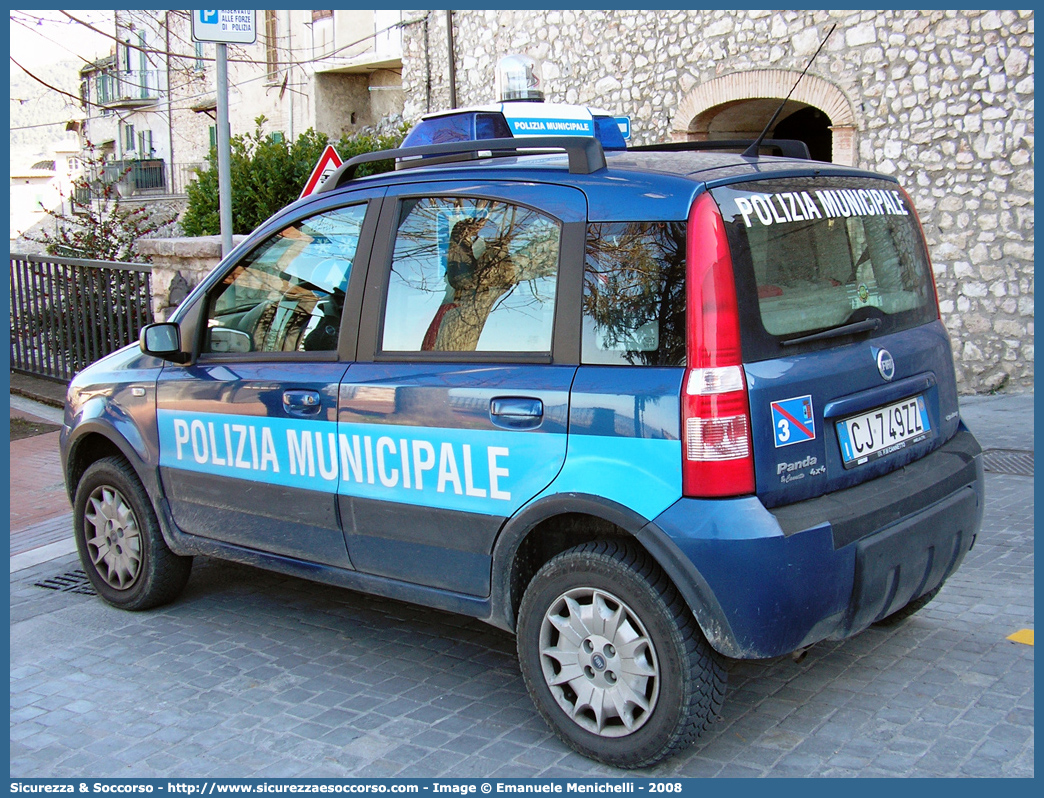 -
Polizia Municipale
Comune di Stroncone
Fiat Nuova Panda 4x4
Parole chiave: Polizia;Locale;Municipale;Stroncone;Fiat;Nuova Panda