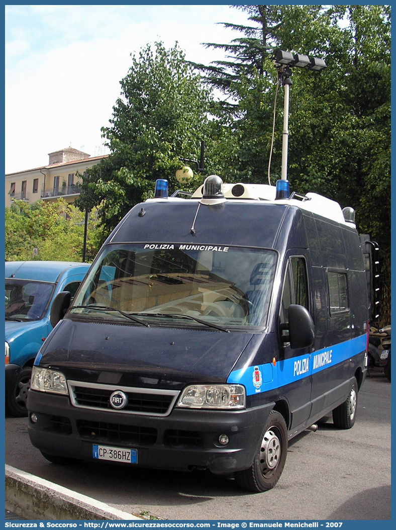 -
Polizia Municipale
Comune di Terni
Fiat Ducato II serie restyling
Parole chiave: Polizia;Locale;Municipale;Terni;Fiat;Ducato