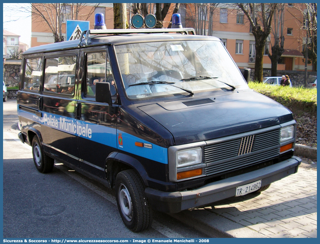 -
Polizia Municipale
Comune di Terni
Fiat Ducato I serie
Parole chiave: Polizia;Locale;Municipale;Terni;Fiat;Ducato