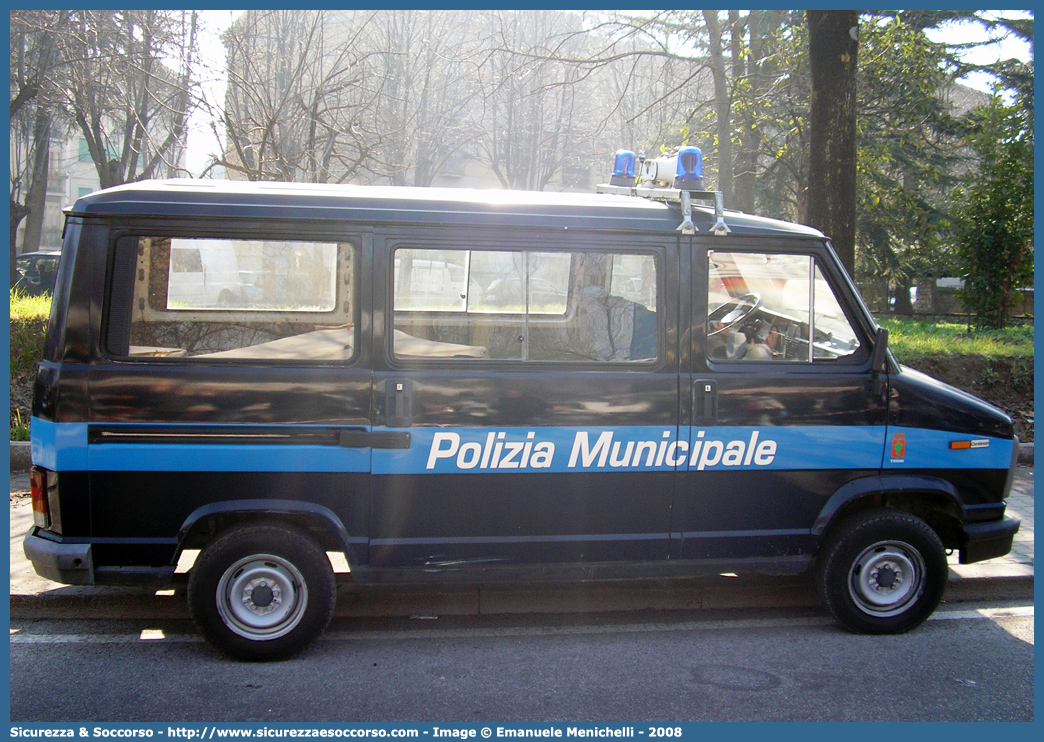 -
Polizia Municipale
Comune di Terni
Fiat Ducato I serie
Parole chiave: Polizia;Locale;Municipale;Terni;Fiat;Ducato