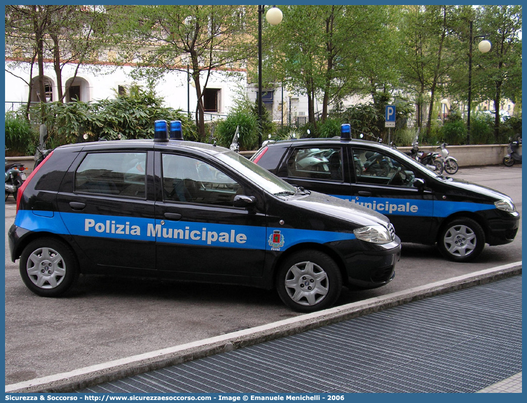 -
Polizia Municipale
Comune di Terni
Fiat Punto III serie
Parole chiave: Polizia;Locale;Municipale;Terni;Fiat;Punto