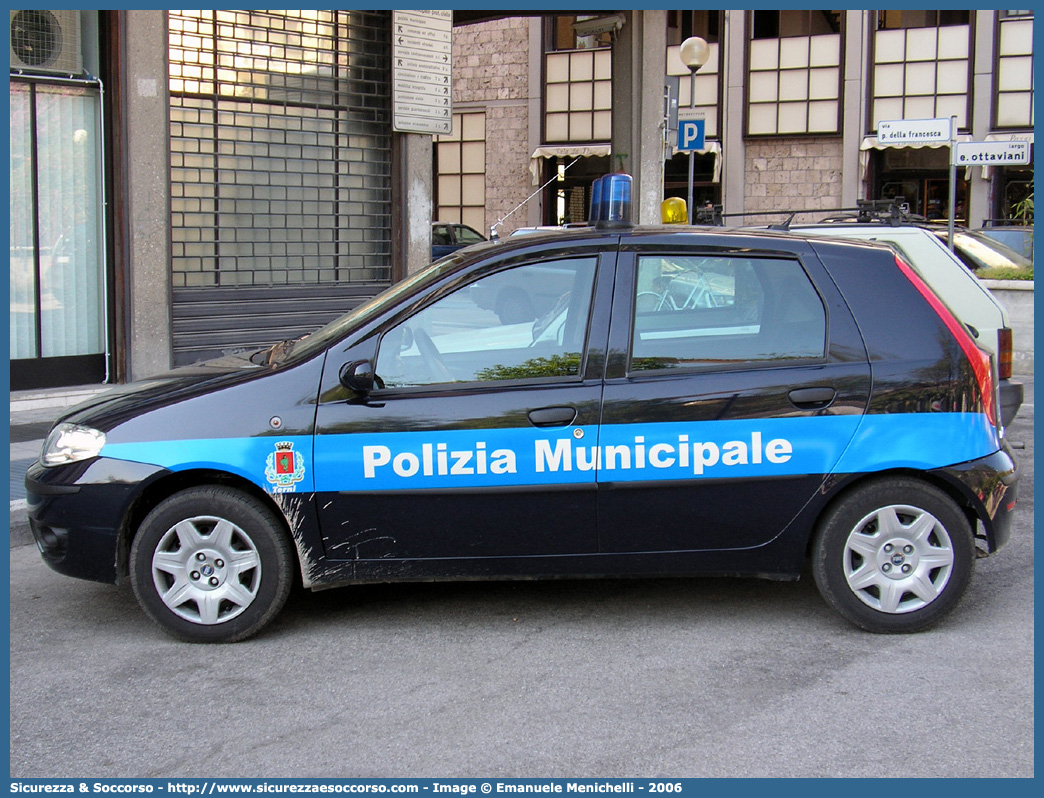 -
Polizia Municipale
Comune di Terni
Fiat Punto III serie
Parole chiave: Polizia;Locale;Municipale;Terni;Fiat;Punto