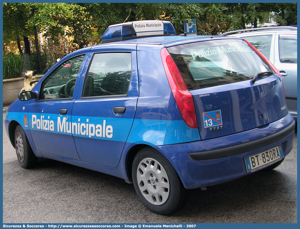 -
Polizia Municipale
Comune di Terni
Fiat Punto II serie
Parole chiave: Polizia;Locale;Municipale;Terni;Fiat;Punto