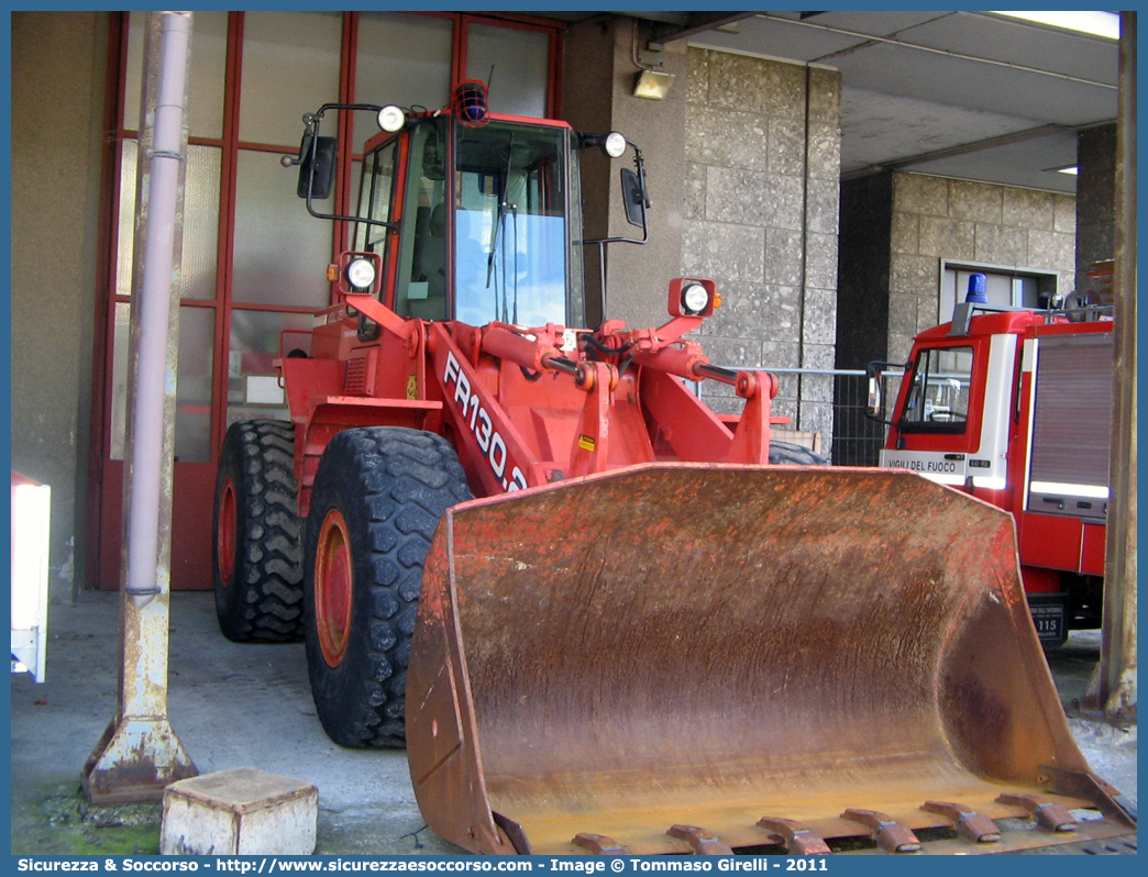 VF 19136
Corpo Nazionale Vigili del Fuoco
Fiat Hitachi FR130.2
Parole chiave: VVF;V.V.F.;Corpo;Nazionale;Vigili;del;Fuoco;Fiat;Hitachi;FR130