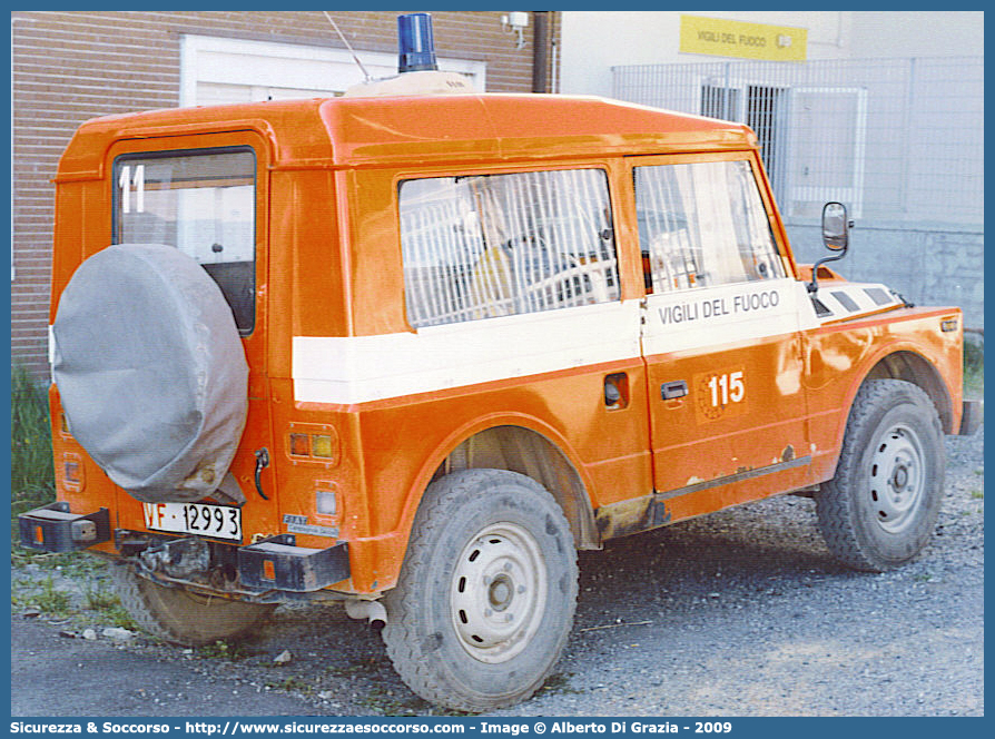 VF 12993
Corpo Nazionale Vigili del Fuoco
Fiat Nuova Campagnola HT
Parole chiave: VF;VVF;V.F.;V.V.F.;Corpo;Nazionale;Vigili del Fuoco;Vigili;Fuoco;Fiat;Campagnola;1107