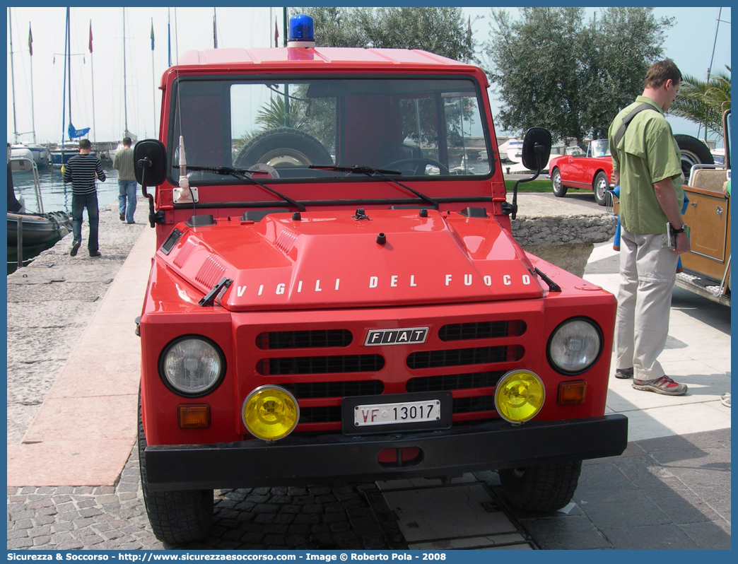 VF 13017
Corpo Nazionale Vigili del Fuoco
Fiat Nuova Campagnola HT
Parole chiave: VF;VVF;V.F.;V.V.F.;Corpo;Nazionale;Vigili del Fuoco;Vigili;Fuoco;Fiat;Campagnola;1107