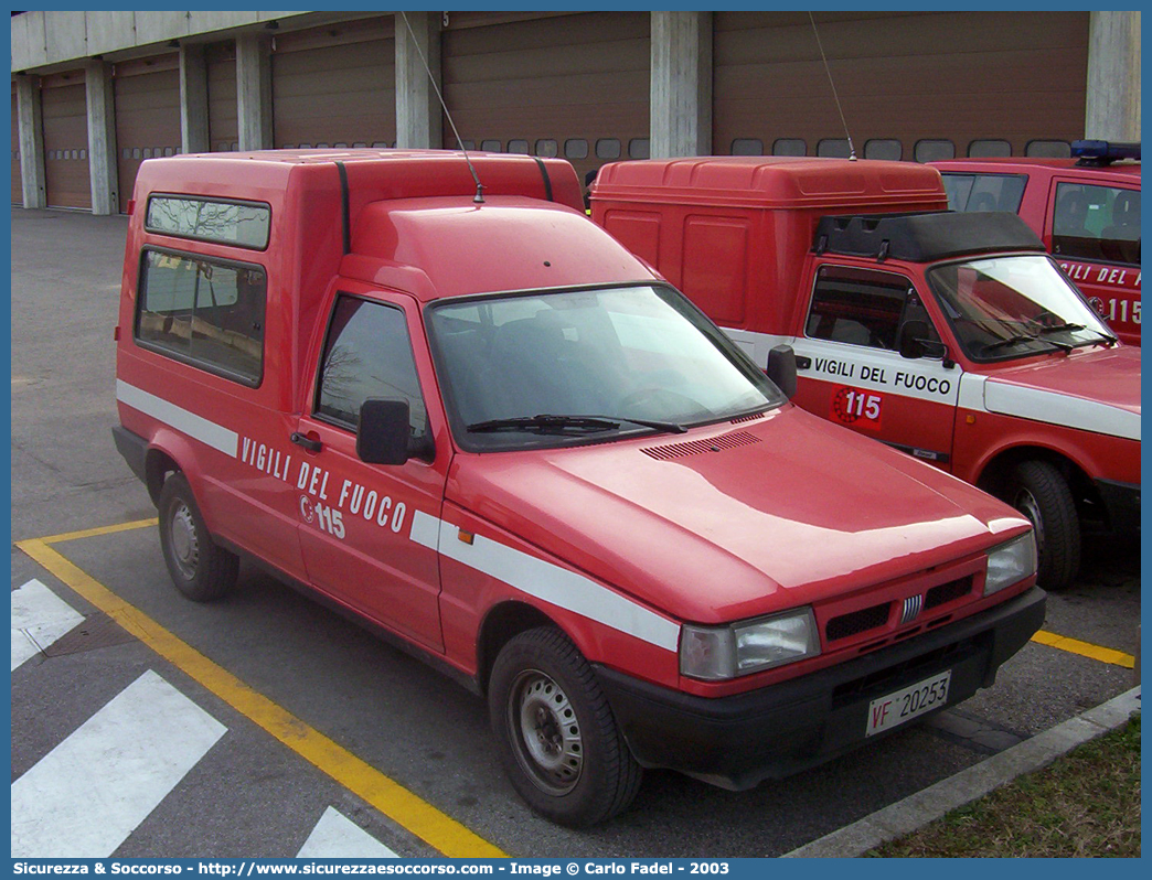 VF 20253
Corpo Nazionale Vigili del Fuoco
Fiat Fiorino II serie
Parole chiave: VVF;V.V.F.;Corpo;Nazionale;Vigili;del;Fuoco;Fiat;Fiorino