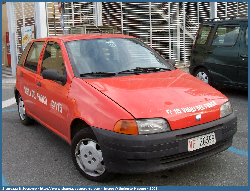 VF 20399
Corpo Nazionale Vigili del Fuoco
Fiat Punto I serie
Parole chiave: VF;VVF;V.F.;V.V.F.;Corpo;Nazionale;Vigili del Fuoco;Vigili;Fuoco;Fiat;Punto