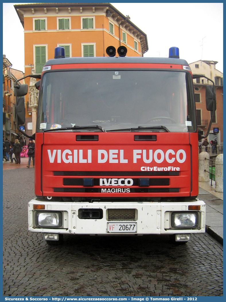 VF 20677
Corpo Nazionale Vigili del Fuoco
Iveco Magirus CityEuroFire
100E21 I serie
Parole chiave: VVF;V.V.F.;Corpo;Nazionale;Vigili;del;Fuoco;AutoPompaSerbatoio;APS;A.P.S.;Iveco;Magirus;EuroFire;100E21