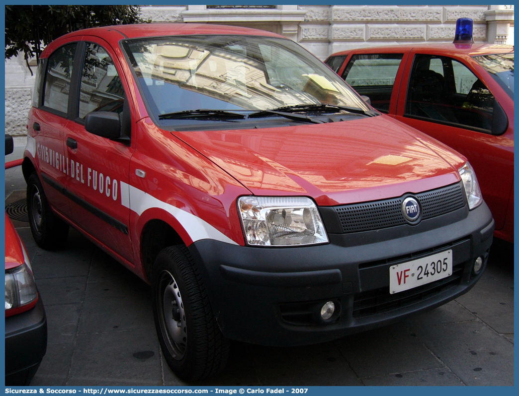 VF 24305
Corpo Nazionale Vigili del Fuoco
Fiat Nuova Panda 4x4 I serie
Parole chiave: VVF;V.V.F.;Corpo;Nazionale;Vigili;del;Fuoco;Fiat;Nuova;Panda;4x4