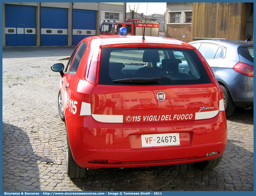 VF 24673
Corpo Nazionale Vigili del Fuoco
Fiat Grande Punto
Parole chiave: VVF;V.V.F.;Corpo;Nazionale;Vigili;del;Fuoco;Fiat;Grande;Punto