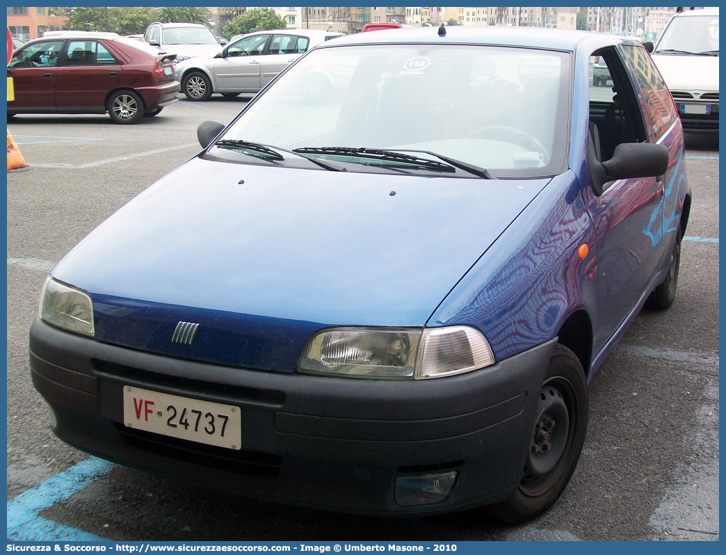 VF 24737
Corpo Nazionale Vigili del Fuoco
Fiat Punto I serie
Parole chiave: VF;VVF;V.F.;V.V.F.;Corpo;Nazionale;Vigili del Fuoco;Vigili;Fuoco;Fiat;Punto