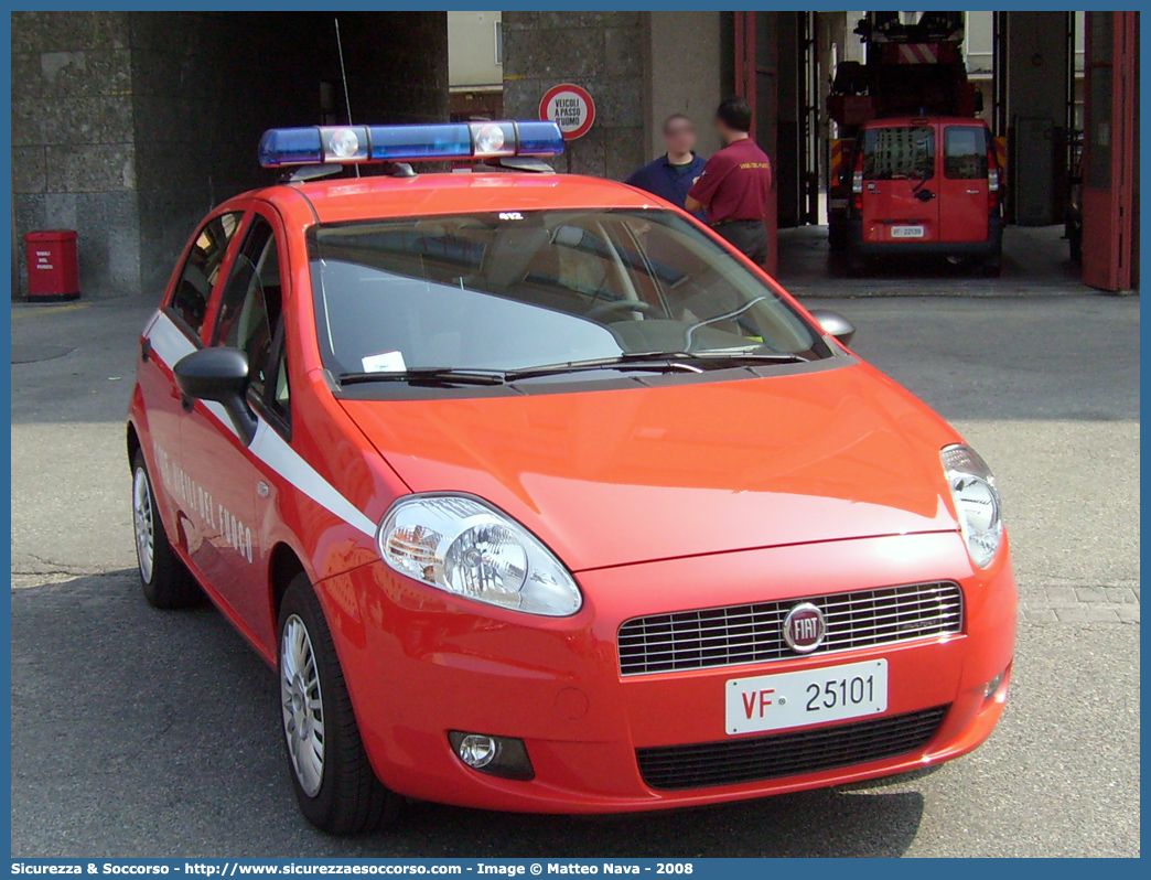 VF 25101
Corpo Nazionale Vigili del Fuoco
Fiat Grande Punto
Parole chiave: VVF;V.V.F.;Corpo;Nazionale;Vigili;del;Fuoco;Fiat;Grande;Punto