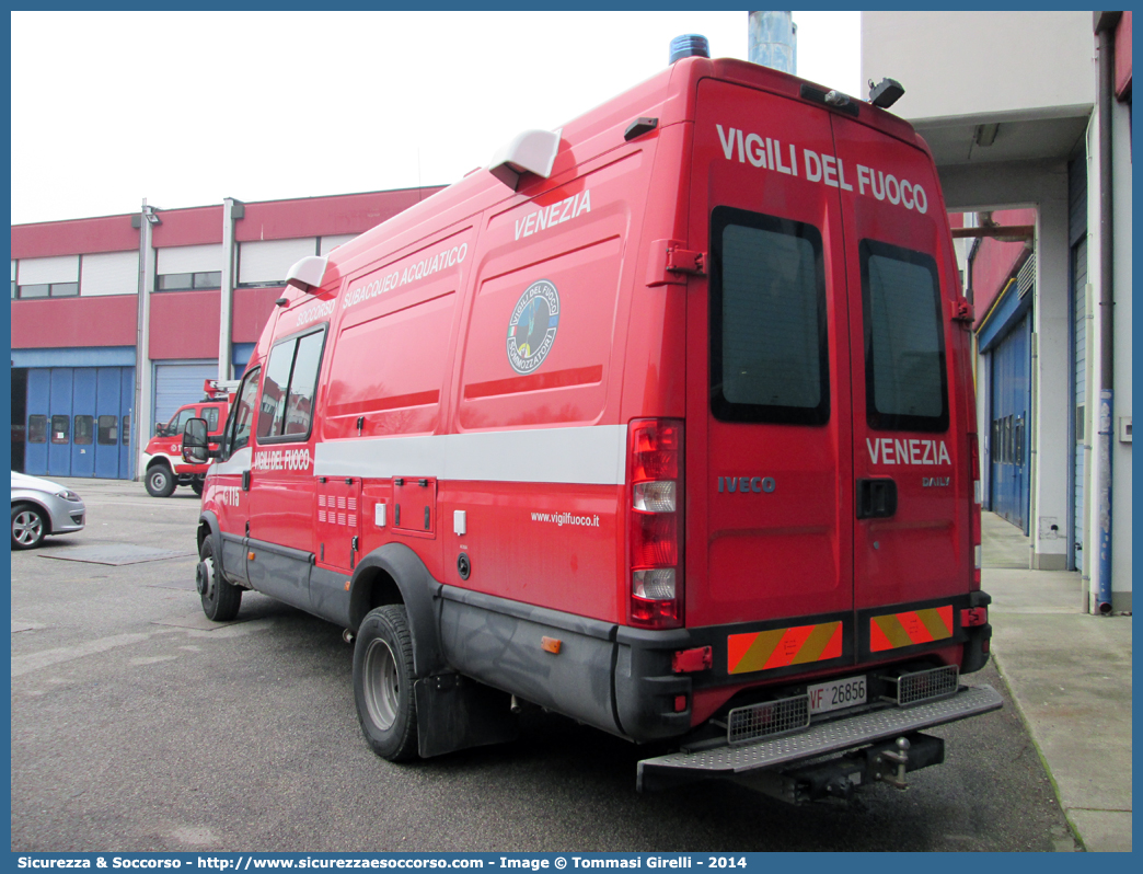 VF 26856
Corpo Nazionale Vigili del Fuoco
Nucleo Soccorso Subacqueo e Acquatico
Iveco Daily 65C18 V serie
Allestitore Elevox S.r.l.
Parole chiave: VVF;V.V.F.;Corpo;Nazionale;Vigili;del;Fuoco;Iveco;Daily;65C18;65 C 18;NSSA;N.S.S.A.;Soccorso;Subacqueo;Acquatico;Sommozzatori;Subacquei;Elevox