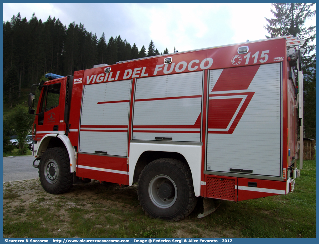 VF 7A9TN
Corpo Volontario Vigili del Fuoco San Martino di Castrozza
Iveco Magirus EuroFire 140E28 4x4 II serie "Grizzly"
Parole chiave: VF;V.F.;Vigili del Fuoco;Vigili;Fuoco;Volontari;San Martino di Castrozza;Iveco;Magirus;EuroFire;140E28 4x4 II serie;Grizzly;7A9TN