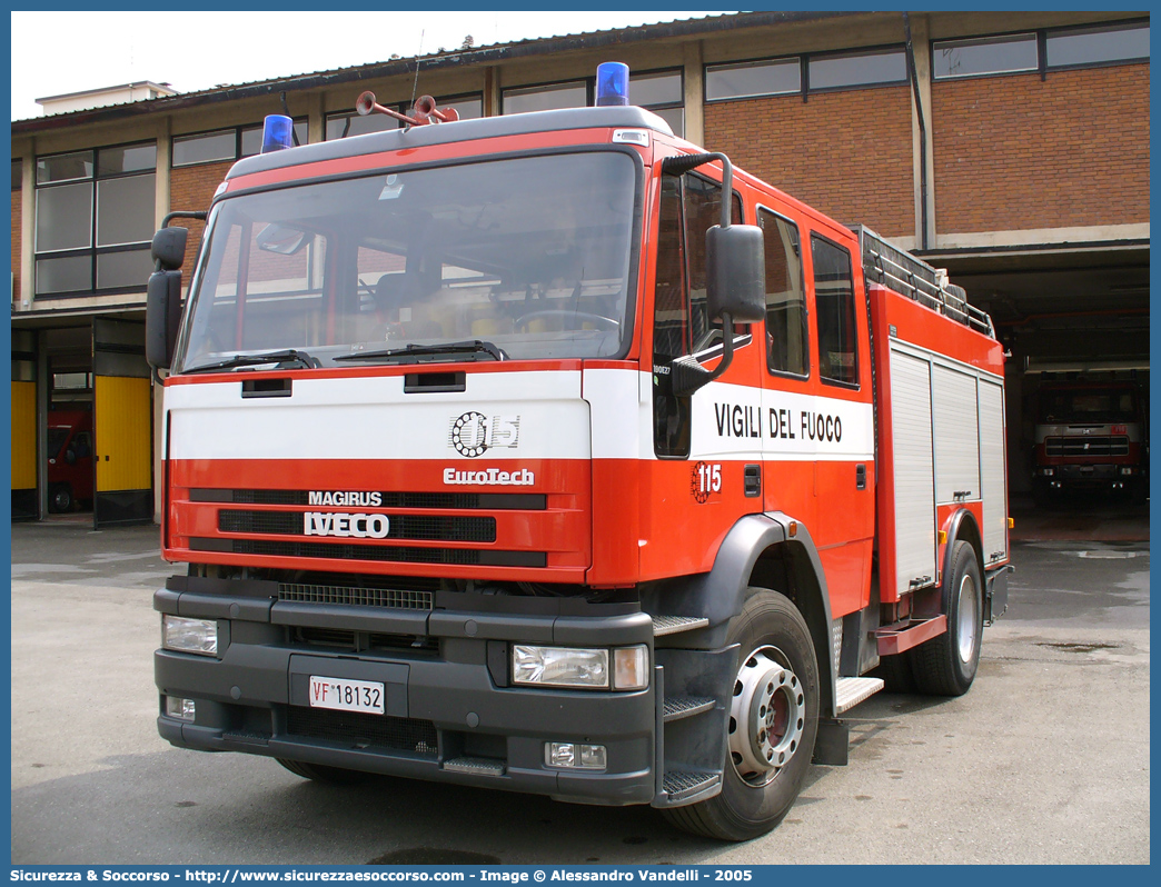 VF 18132
Corpo Nazionale Vigili del Fuoco
Iveco Magirus EuroTech 190E27 
Parole chiave: VVF;V.V.F.;Corpo;Nazionale;Vigili;del;Fuoco;AutoPompaSerbatoio;APS;A.P.S.;Iveco;Magirus;EuroTech;190E27