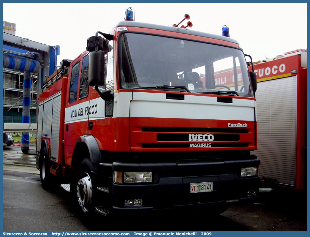 VF 18141
Corpo Nazionale Vigili del Fuoco
Iveco Magirus EuroTech 190E27 
Parole chiave: VVF;V.V.F.;Corpo;Nazionale;Vigili;del;Fuoco;AutoPompaSerbatoio;APS;A.P.S.;Iveco;Magirus;EuroTech;190E27