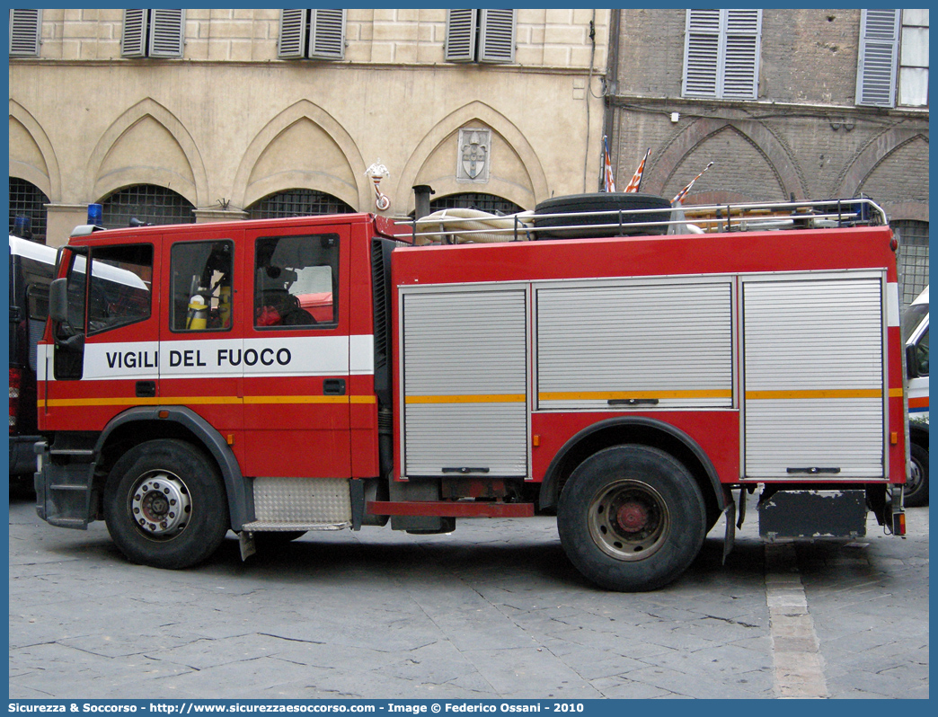 VF 18154
Corpo Nazionale Vigili del Fuoco
Iveco Magirus EuroTech 190E27 
Parole chiave: VVF;V.V.F.;Corpo;Nazionale;Vigili;del;Fuoco;AutoPompaSerbatoio;APS;A.P.S.;Iveco;Magirus;EuroTech;190E27