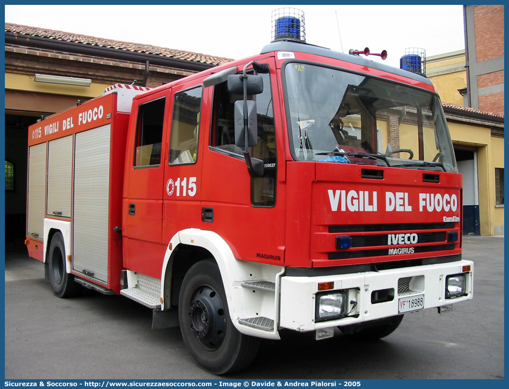 VF 18988
Corpo Nazionale Vigili del Fuoco
Iveco Magirus EuroFire 150E27 I serie

Parole chiave: VVF;V.V.F.;Corpo;Nazionale;Vigili;del;Fuoco;AutoPompaSerbatoio;APS;A.P.S.;Iveco;Magirus;EuroFire;150E27