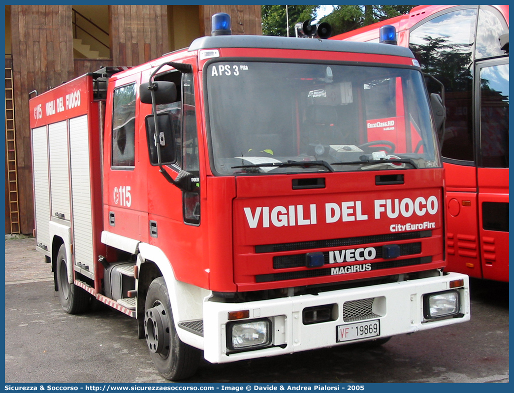 VF 19869
Corpo Nazionale Vigili del Fuoco
Iveco Magirus CityEuroFire
100E21 I serie
Parole chiave: VVF;V.V.F.;Corpo;Nazionale;Vigili;del;Fuoco;AutoPompaSerbatoio;APS;A.P.S.;Iveco;Magirus;EuroFire;100E21