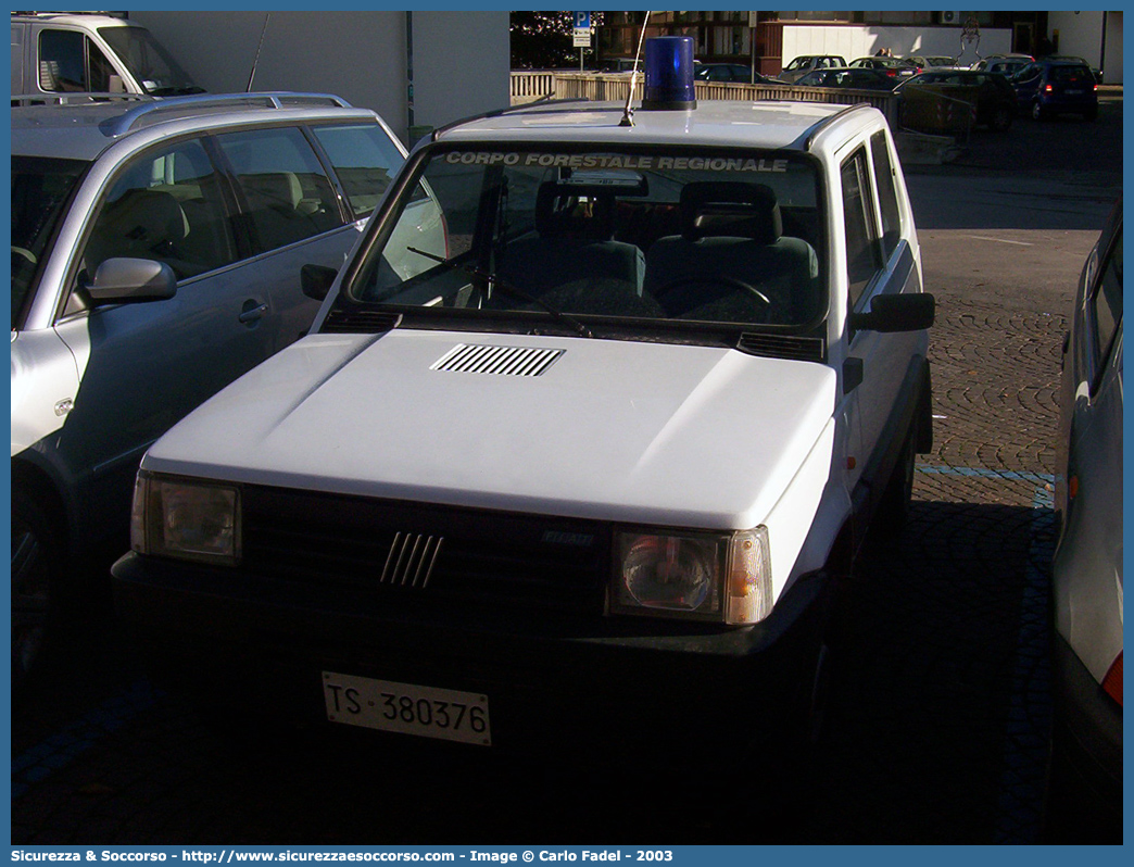 -
Corpo Forestale 
Regione Friuli Venezia Giulia
Fiat Panda 4x4 II serie
Parole chiave: Corpo;Forestale;Friuli Venezia Giulia;CFFVG;C.F.F.V.G.;Fiat;Panda;Panda II serie