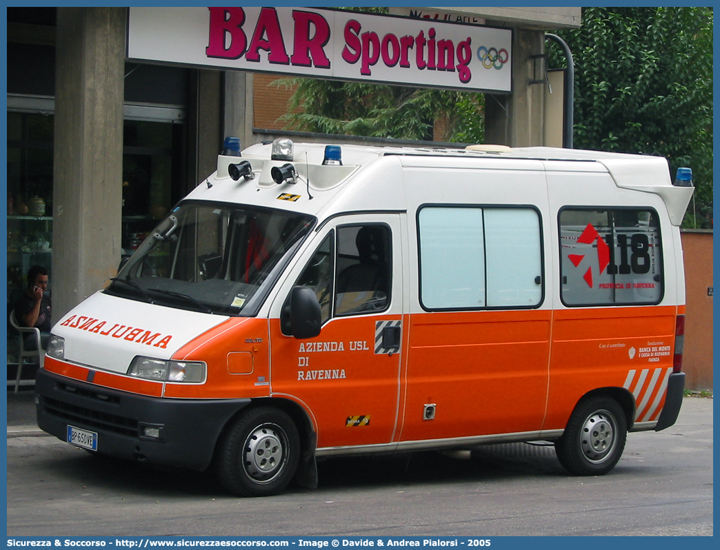 RA 15
118 Romagna Soccorso
Ambito Territoriale di Ravenna
Fiat Ducato II serie
Allestitore MAF S.n.c.
Parole chiave: Fiat;Ducato;118;Romagna;Ravenna;Soccorso;Ambulanza;MAF;M.A.F.;Mariani Alfredo e Figli