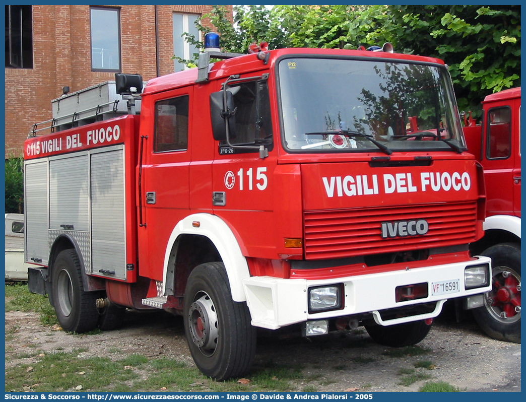 VF 16591
Corpo Nazionale Vigili del Fuoco
Iveco 190-26
Allestitore Baribbi S.p.A.
Parole chiave: VVF;V.V.F.;Corpo;Nazionale;Vigili;del;Fuoco;AutoPompaSerbatoio;APS;A.P.S.;Iveco;190;26;190-26;Baribbi