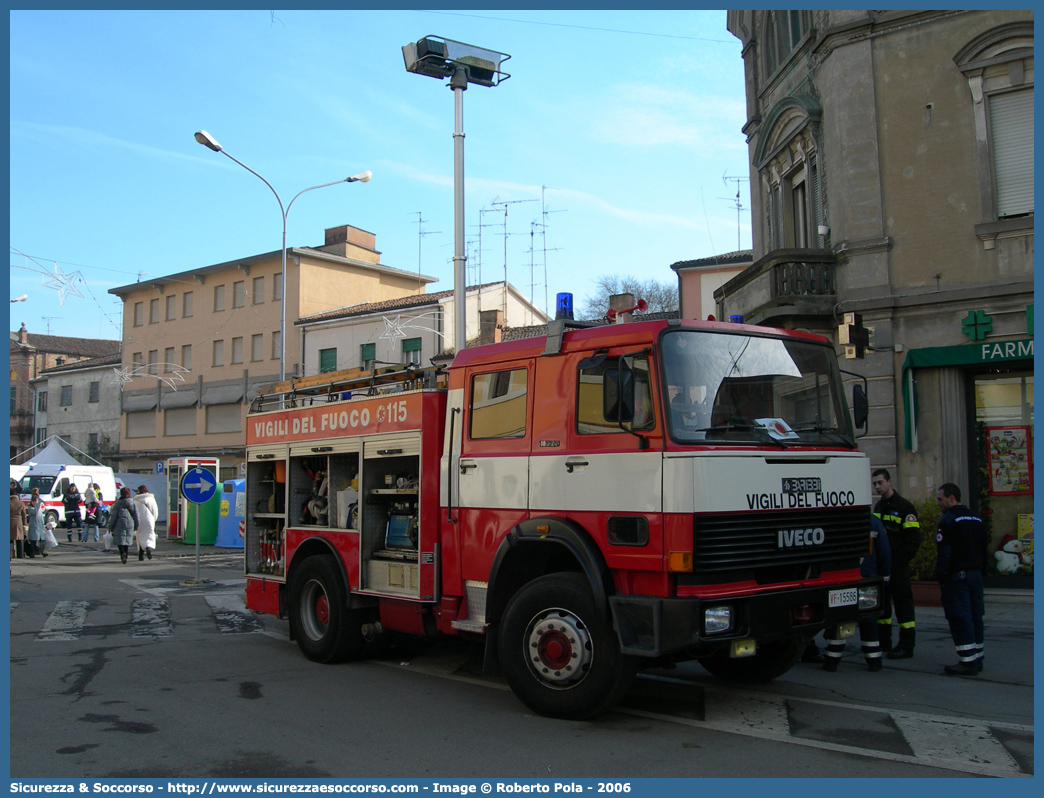 VF 15586
Corpo Nazionale Vigili del Fuoco
Iveco 180-24
Allestitore Baribbi S.p.A.
Parole chiave: Corpo;Nazionale;Vigili del Fuoco;Vigili;Fuoco;AutoPompaSerbatoio;APS;AutoPompa;Iveco;180;180 - 24;180-24;Baribbi