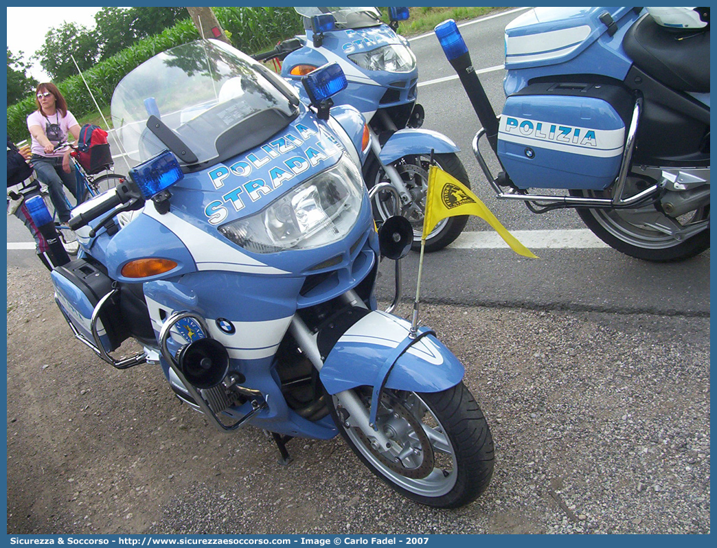 -
Polizia di Stato
Polizia Stradale
Bmw R850RT II serie
Parole chiave: Polizia di Stato;Polizia;PS;Polizia Stradale;BMW;R850;RT