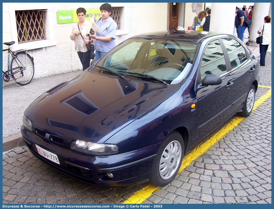 CC AU778
Arma dei Carabinieri
Fiat Brava
Parole chiave: CC;C.C.;Arma;dei;Carabinieri;Fiat;Brava