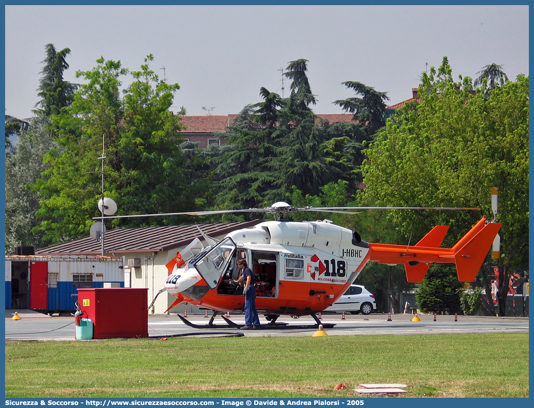 I-HBHC
118 Regione Emilia Romagna
MBB Kawasaki BK117B2
Base di Bologna
Parole chiave: 118;Emilia Romagna;Bologna;EuroCopter;MBB;Kawasaki;BK117;BK;117;I-HBHC;Elicottero;Elisoccorso