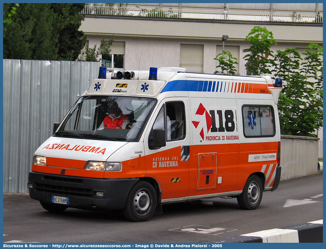 RA 11
118 Romagna Soccorso
Ambito Territoriale di Ravenna
Fiat Ducato II serie
Allestitore EDM S.r.l.
Parole chiave: Fiat;Ducato;118;Romagna;Ravenna;Soccorso;Ambulanza;Autoambulanza;EDM;E.D.M.