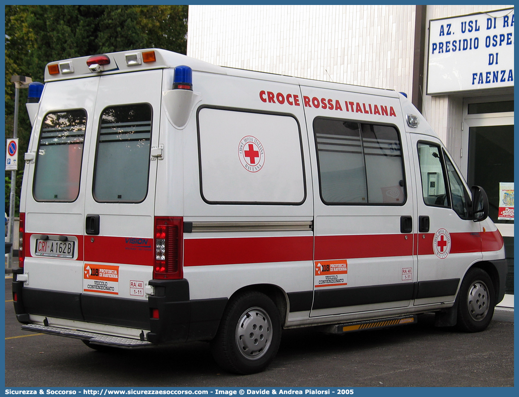 CRI A162B
Croce Rossa Italiana
Ravenna
Fiat Ducato II serie restyling
Allestitore Vision S.r.l.
Parole chiave: Croce;Rossa;Italiana;CRI;C.R.I.;Ambulanza;Fiat;Ducato;Vision;Ravenna