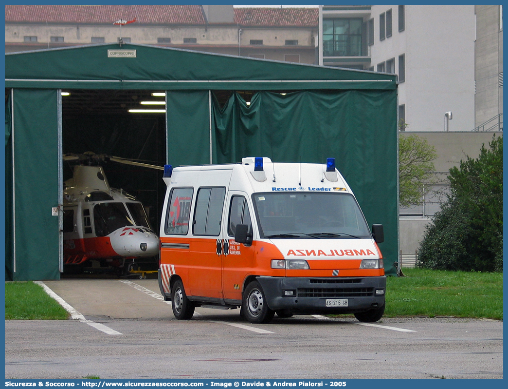 RA 12
118 Romagna Soccorso
Ambito Territoriale di Ravenna
Fiat Ducato II serie
Allestitore Mariani Fratelli S.r.l.
Parole chiave: Fiat;Ducato;118;Romagna;Ravenna;Soccorso;Ambulanza;Autoambulanza;Mariani Fratelli