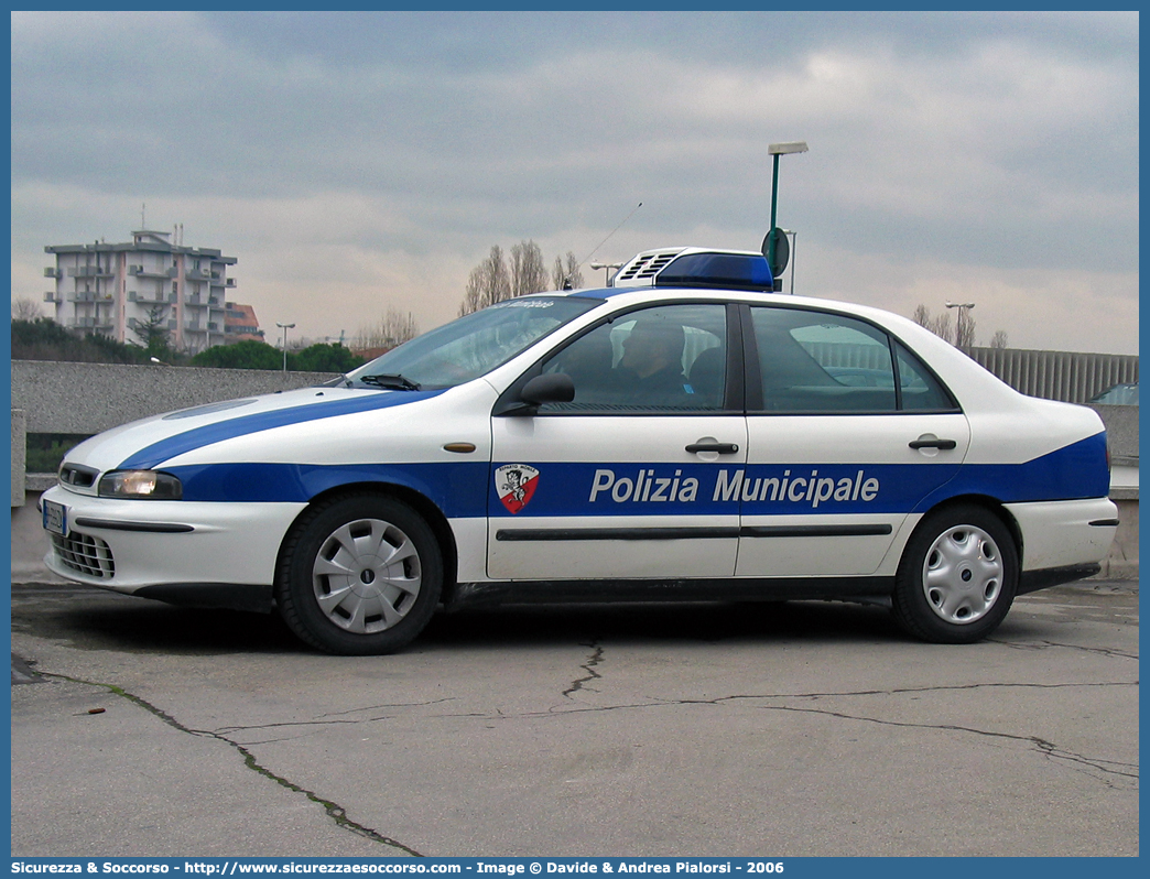 -
Polizia Municipale
Comune di Rimini
Fiat Marea
Parole chiave: Polizia;Locale;Municipale;Rimini;Fiat;Marea